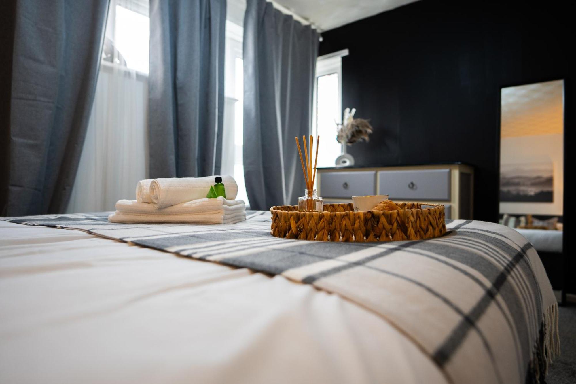 Arena Apartment With Balcony バーミンガム エクステリア 写真